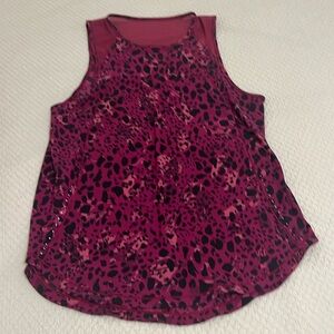 Lululemon Size 12 Sculpt tank.  Perfect condition